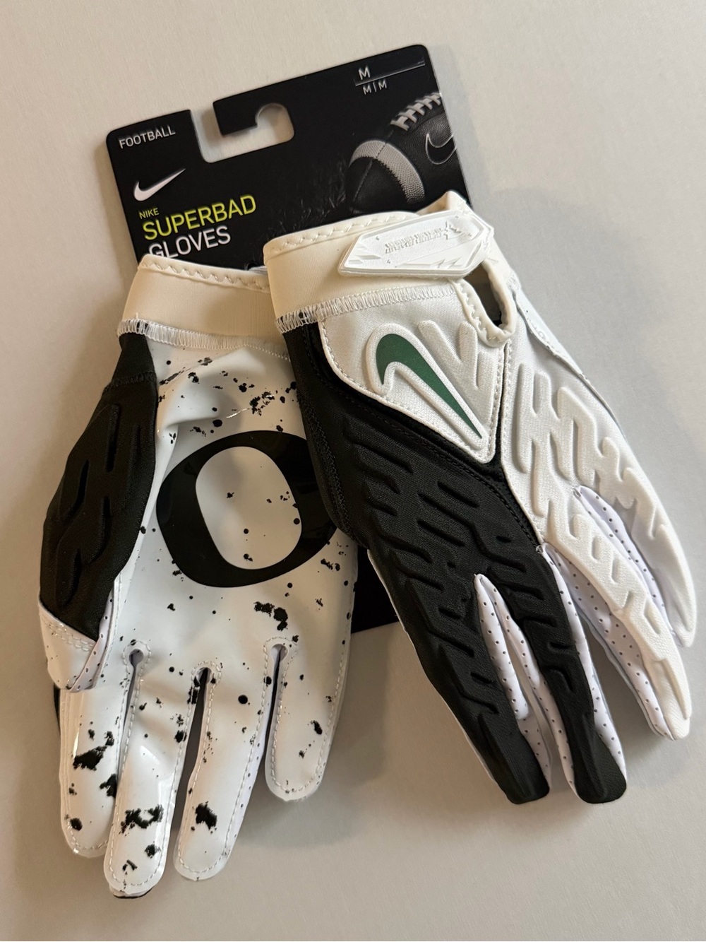 Nike Oregon Ducks Eggshell Superbad Gloves Mens MEDIUM